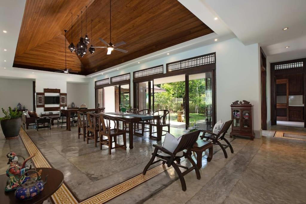 Traditional Elegance, Baan Suan Villa Ban Bang La Exterior foto